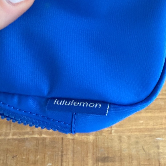 lululemon athletica Everywhere Belt Bag - Picture 6 of 6